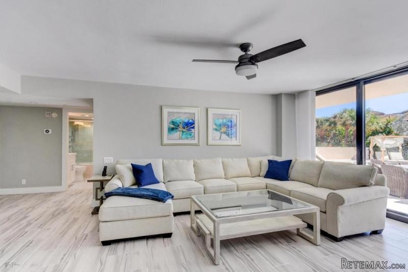 2667 N Ocean Blvd #2080, Boca Raton, FL..