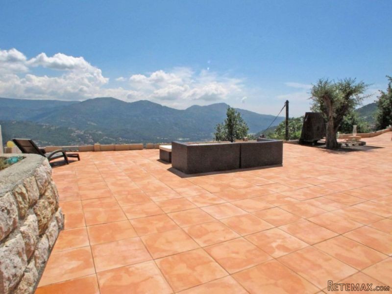 Sale House - Le Broc - 2