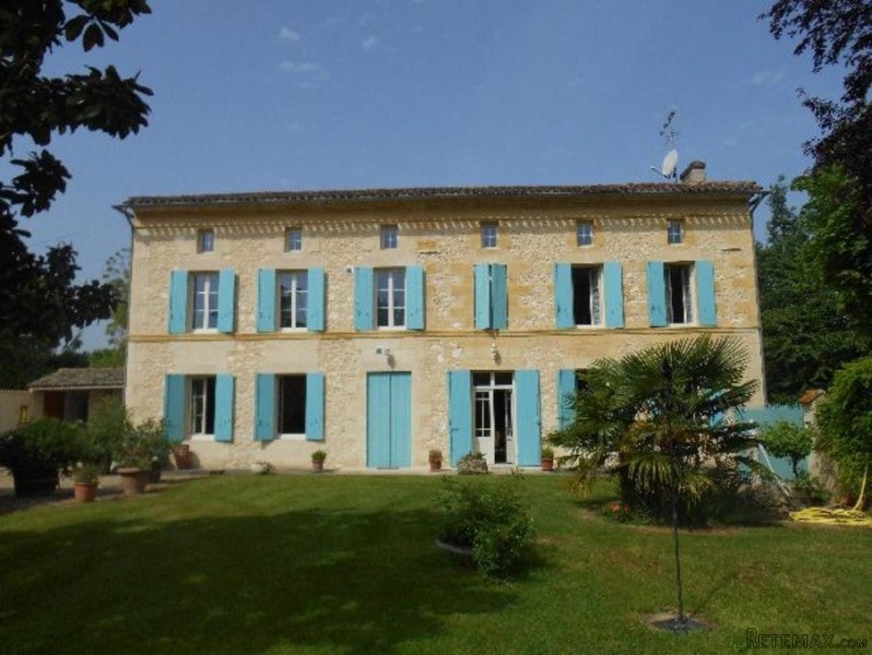 Beautiful 4 Bedroom Maison De Maitre..