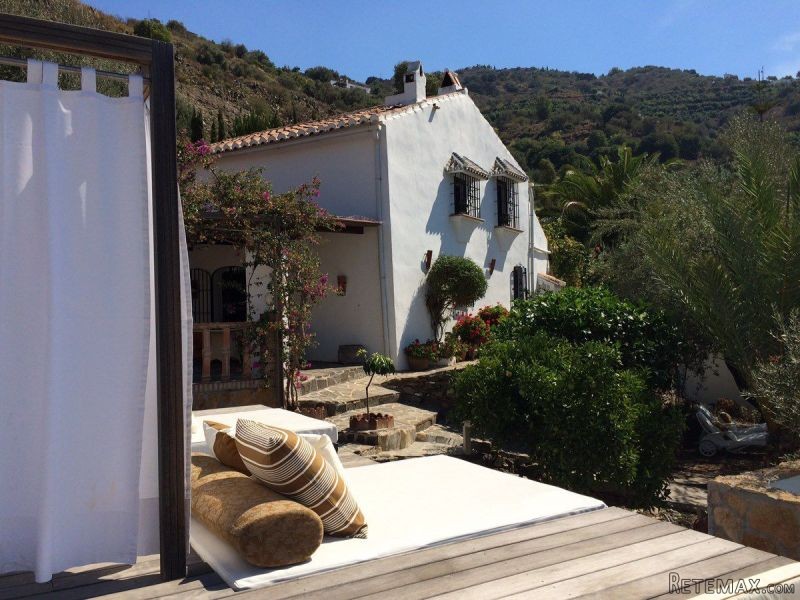 Country Houses for Sale in Torrox.. - 2