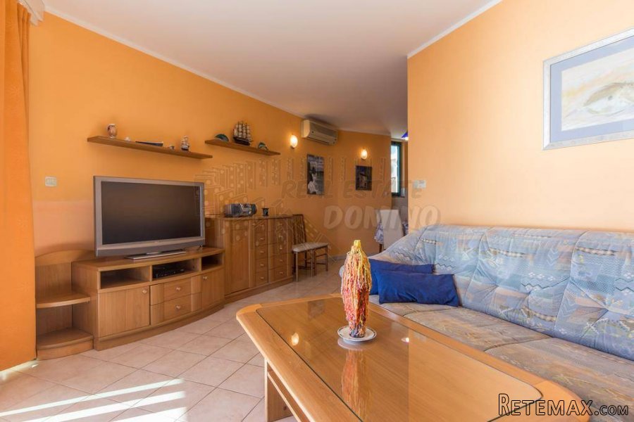 Penthouse u gradu Krku! Prvi red do mora!Tražena lokacija! - 6