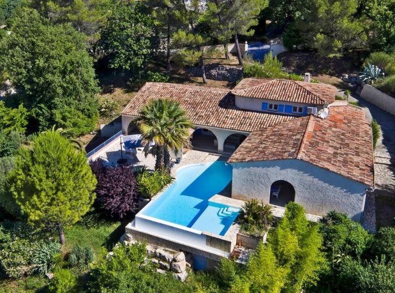 5 Bedroom Villa For Sale In Tourrettes