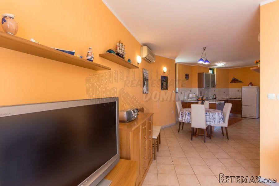 Penthouse u gradu Krku! Prvi red do mora!Tražena lokacija! - 7