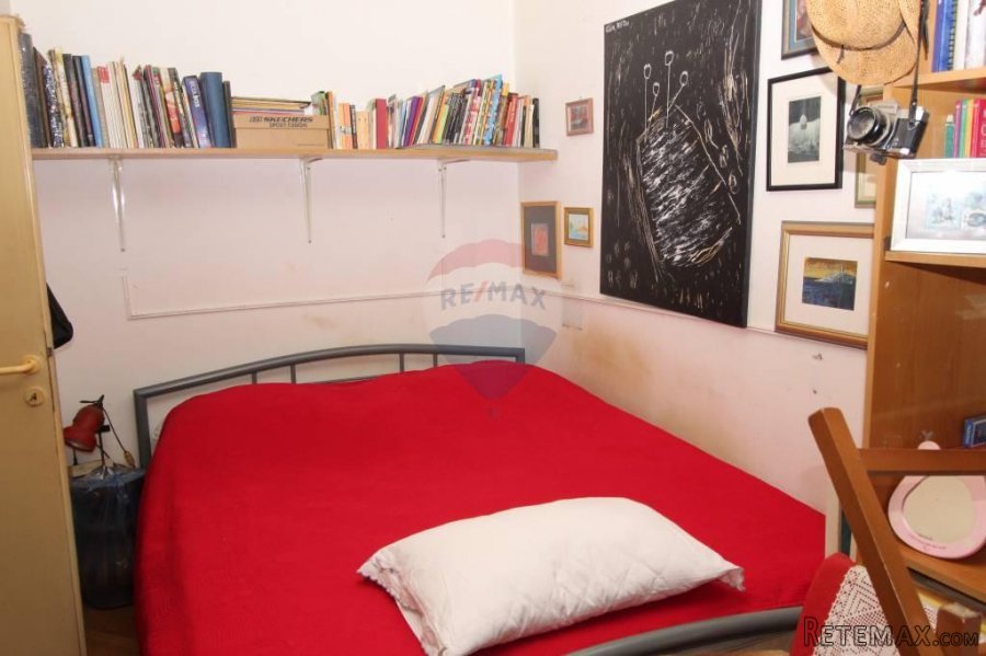 Rovinj, prostran stan na lijepoj lokaciji - 7
