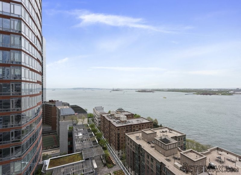 2 Bedrooms - Condo - New York State -..