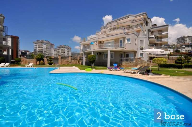 1 + 1 Enjoy the pool in the beautiful..