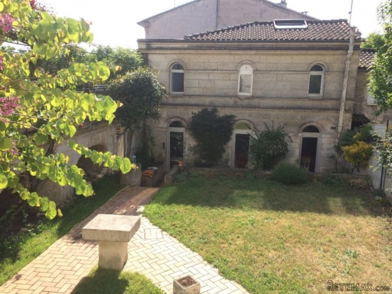 6 Bedroom Manor House For Sale