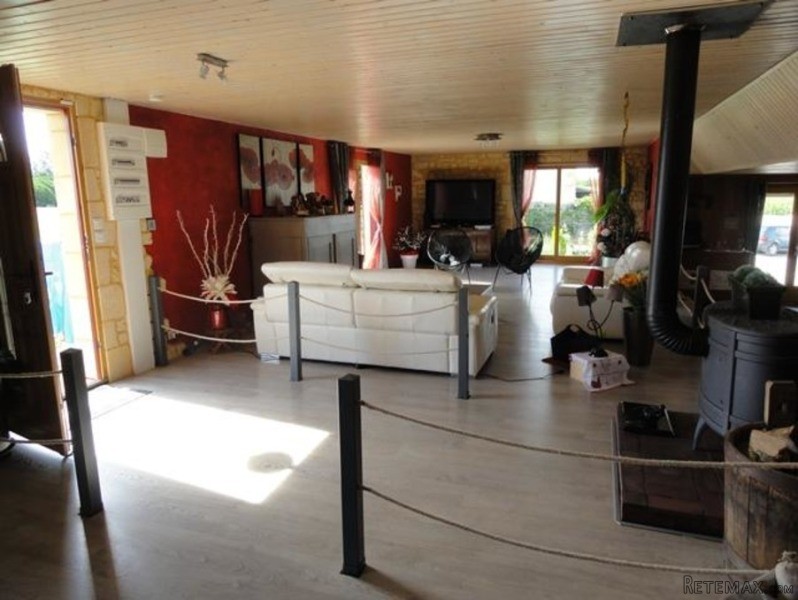 Modern And Spacious Property With A.. - 2