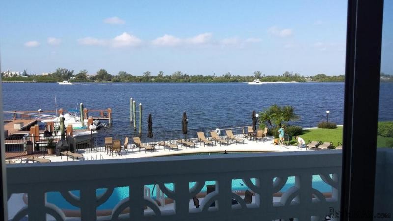 2840 S Ocean Blvd #206, Palm Beach, FL..