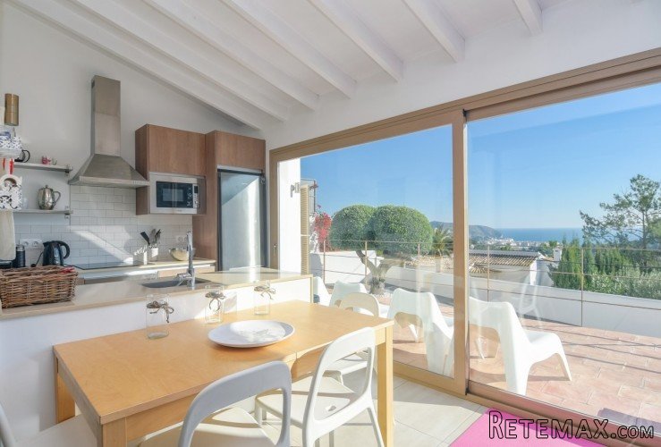 Unique completely reformed villa.. - 3