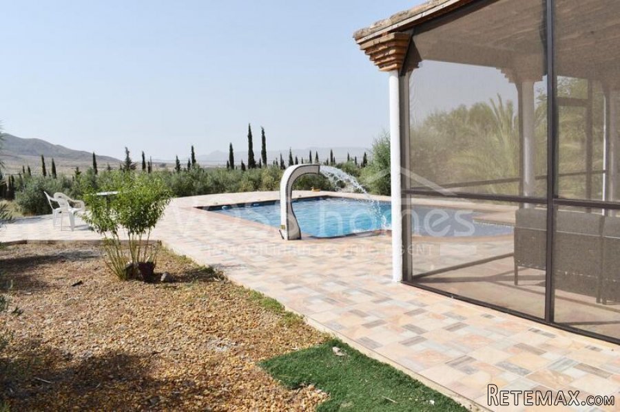 NEW & EXCLUSIVE LISTING FOR VOSS HOMES - A truly.. - 14