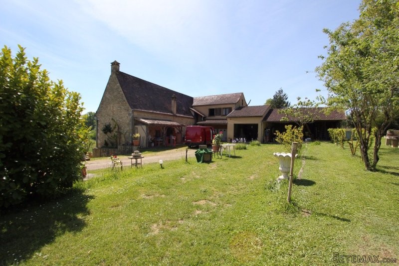 Delightful House Set on 1.2 Hectares - 2