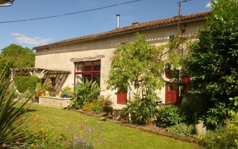 Modern Meets Old In This Fabulous Barn..