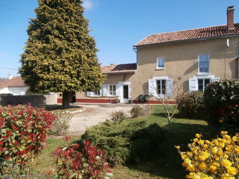 Old renovated stone house with pool.. - 2