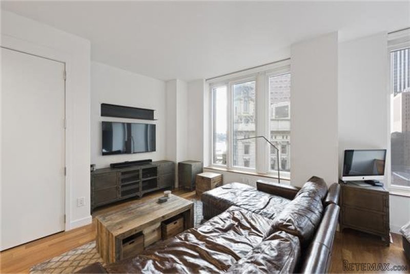 Condo - New York State - For Sale - 2