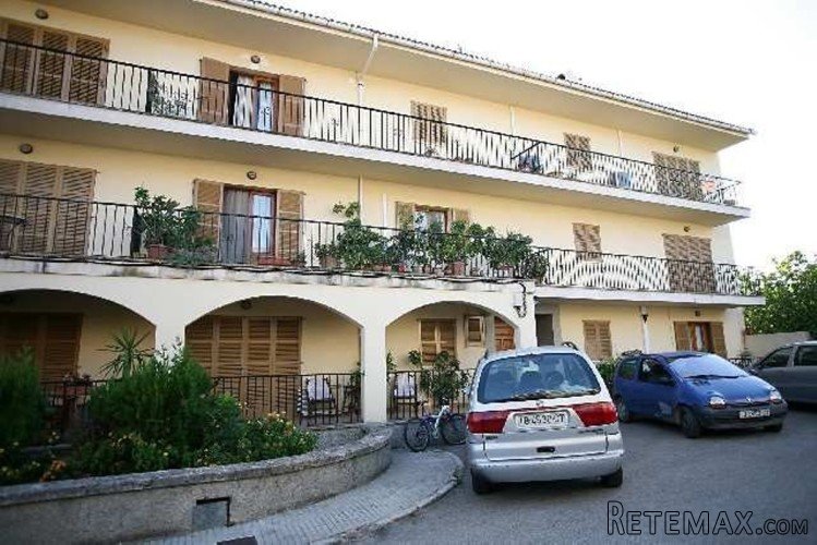 Flat of about 120 m2 in Campanet, Situated at the second..