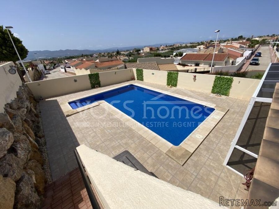 NEW & EXCLUSIVE TO VOSS HOMES - An immaculately presented.. - 2