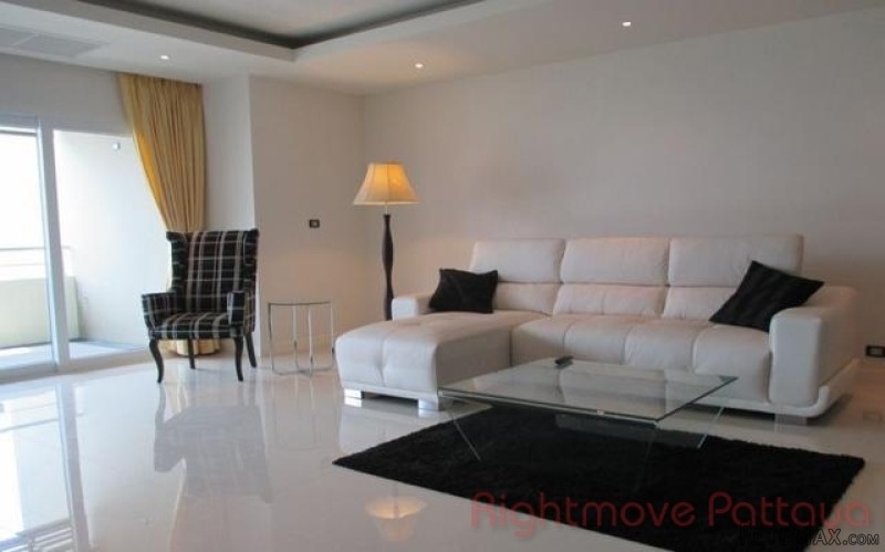 2 Bedroom Condo for sale in Pratumnak -.. - 2
