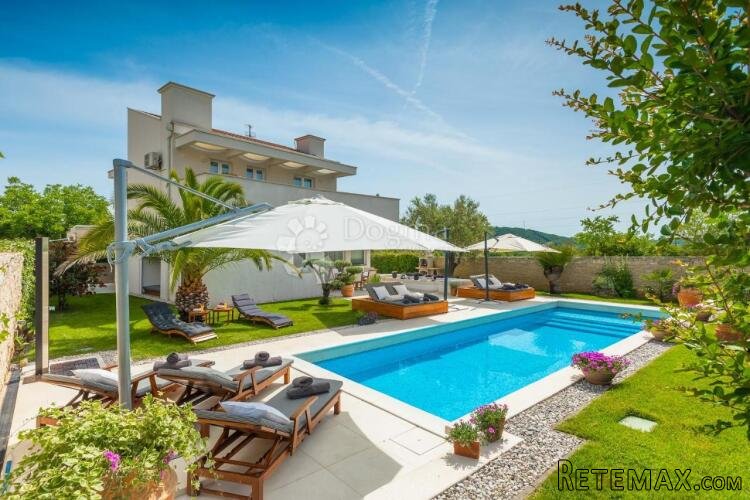 VILA SA VLASTITIM WELLNESS CENTROM U ROVINJU, NASELJE ROVINJ - 2