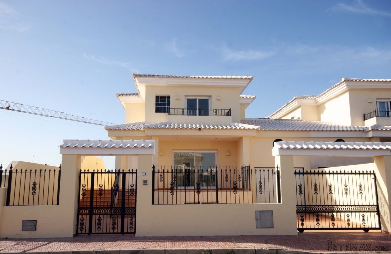 3 Bedrooms - Property - Alicante - For..