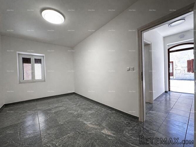 Pula, centar – potpuno renoviran stan, 49,33 m², dvije sp.. - 5
