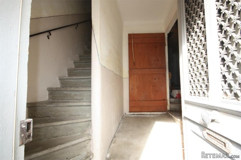 Village House To Renovate With Patio.. - 2