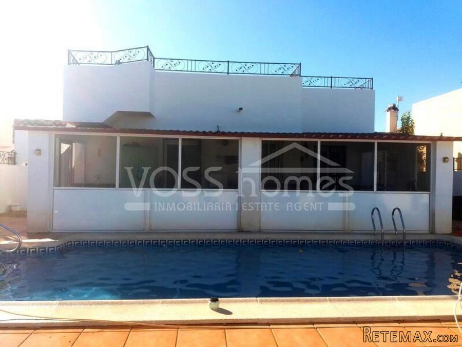 NEW LISTING TO VOSS HOMES - Large, 2 bed, 1 bath villa with.. - 6