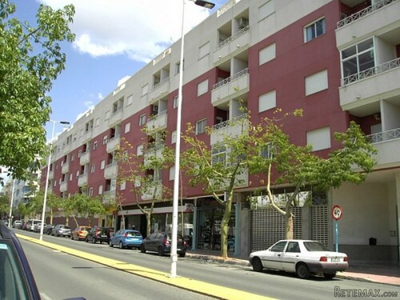 2 BED TOWN CENTRE PENTHOUSE APARTMENT