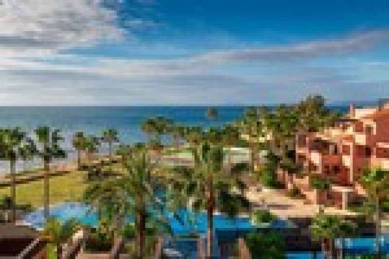 Apartment For Sale In New Golden Mile..