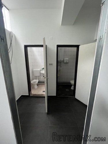Izdajem halu sa kancelarijama od 770m2 u Rakovici - 9