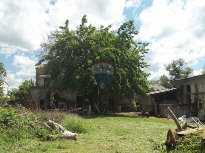 Poreč, okolica, samostojeća kamena kuća s velikom okućnicom - 3