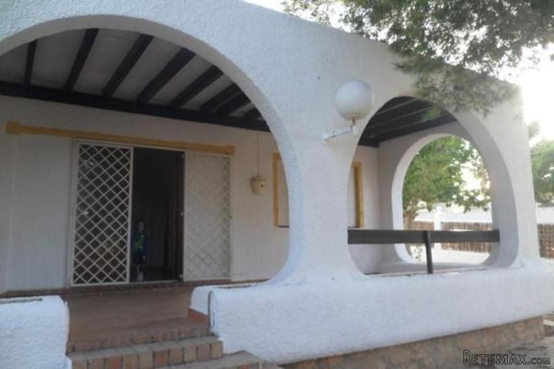 3 Bedrooms - Villa - Alicante - For Sale