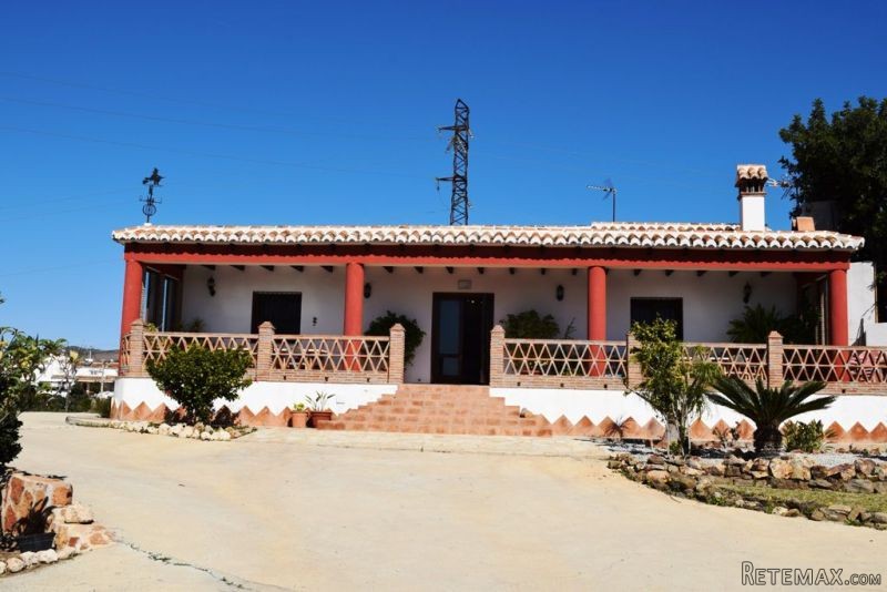Country Houses for Sale in Almayate.. - 2