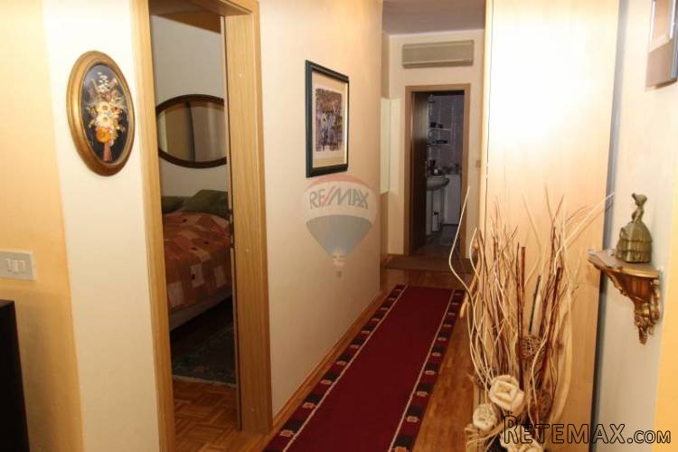 Stan u prizemlju sa okućnicom od 200m2 - 5