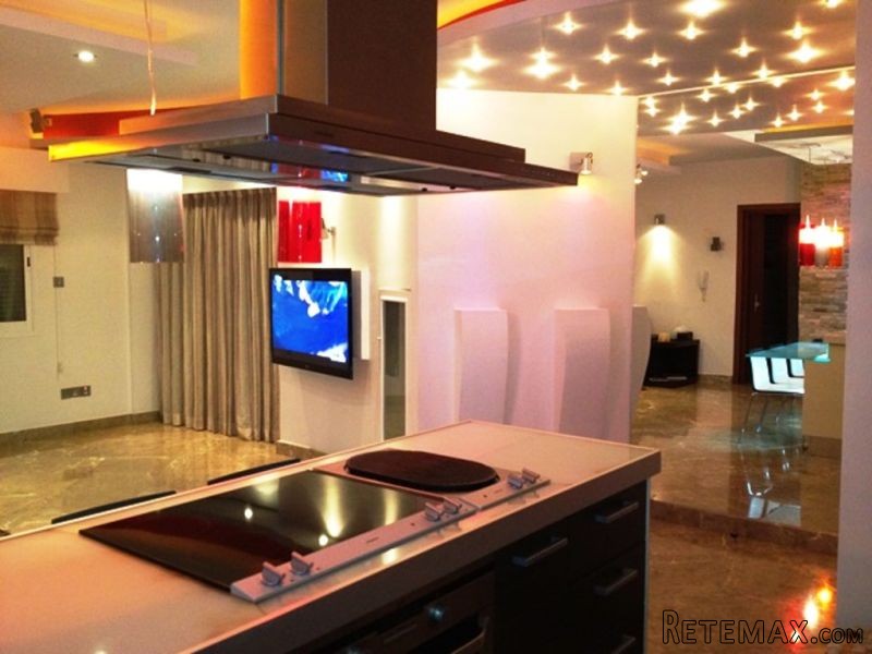 Luxurious Two Bedroom Apartment Set In..