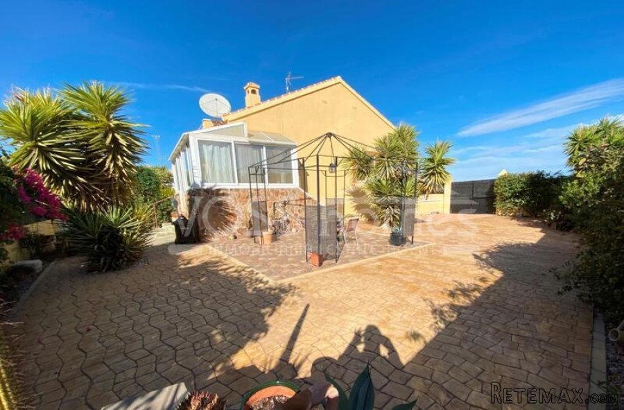 RESERVED / SALE AGREED JANUARY 2023 JUST TWO WEEKS WITH.. - 4
