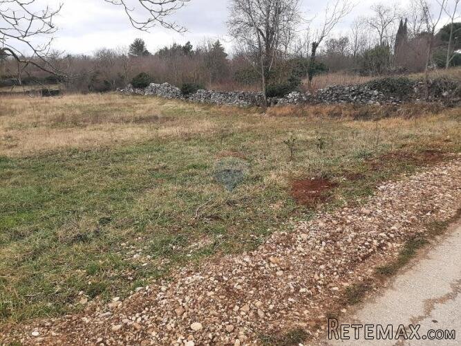 Istra, Žminj okolica pravilna građevinska parcela 1582m2