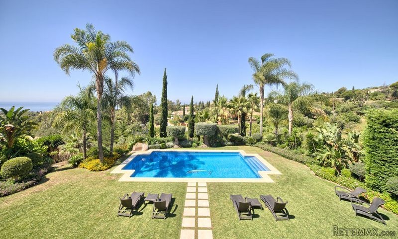 7 Bedrooms - Villas - Malaga - For Sale