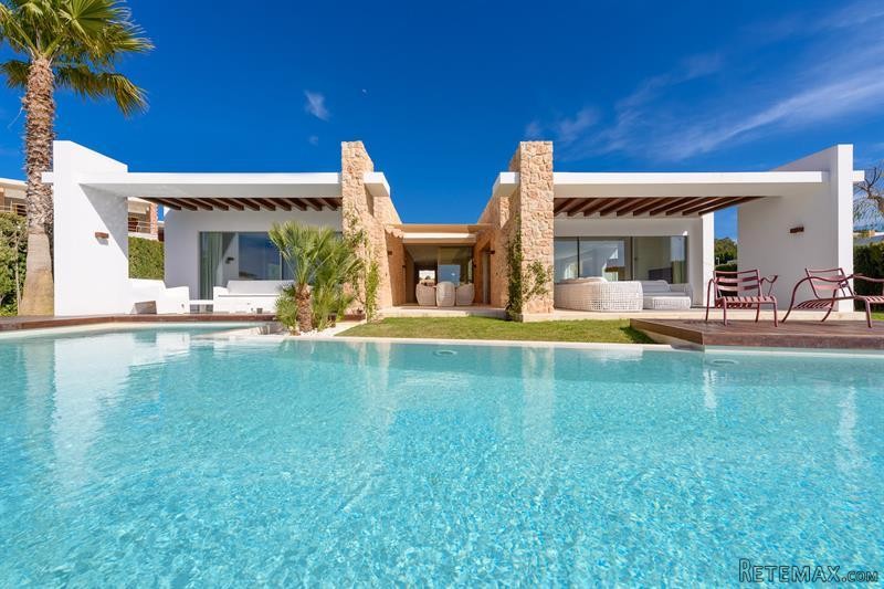 5 bedroom Villa For Sale: Cala Conta..