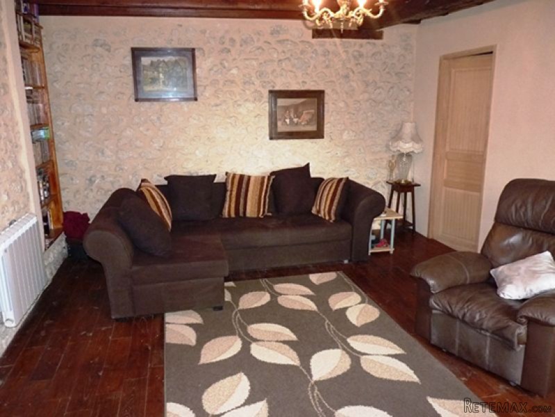 Renovated Farmhouse With Beautiful Barn.. - 2
