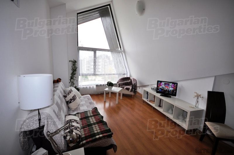2 Bedroom Penthouse With Double Balcony