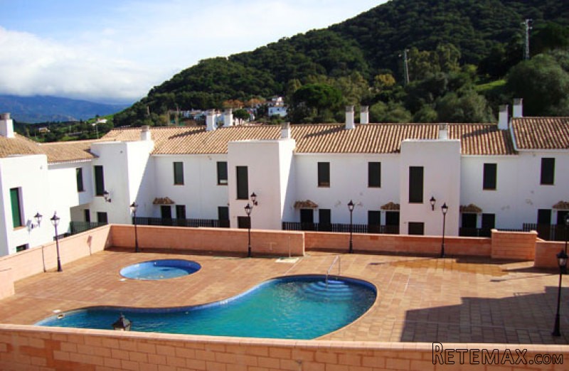 3 Bedroom Apartment in Alcala de los..