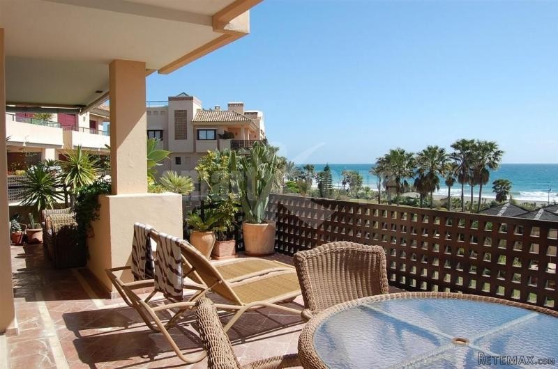 Apartment For Sale In New Golden Mile..