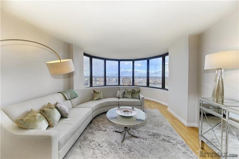 1 Bedroom - Condo - New York State -..
