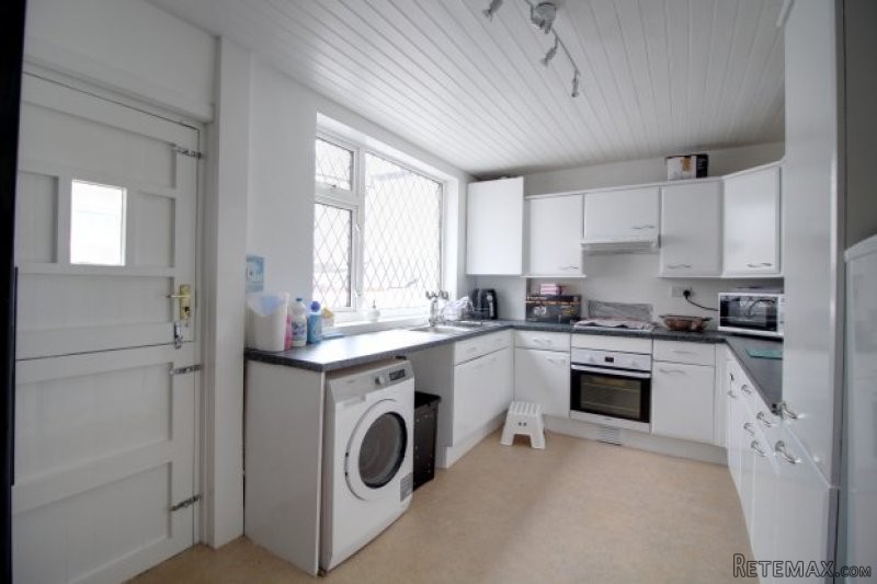 4 bedroom, Terraced House house for sale - 2