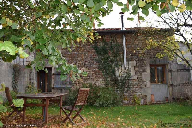 A 2 Bedroom Country House In A Quiet..