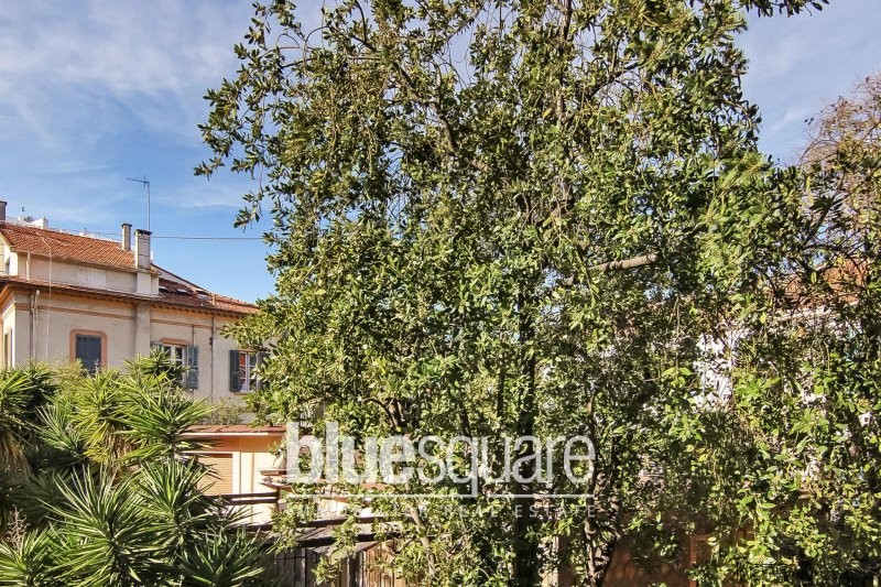 1 bedroom apartment located in 5 min..