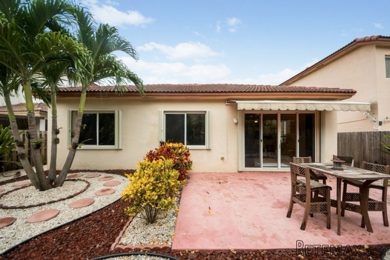 3 bedroom House For Sale: 22557 SW 94.. - 2