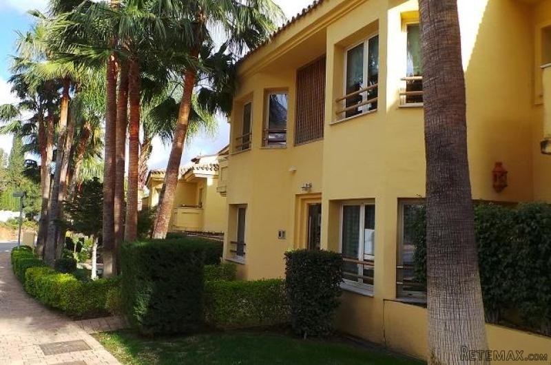 3 bedroom Apartment For Sale: Marbella - 2