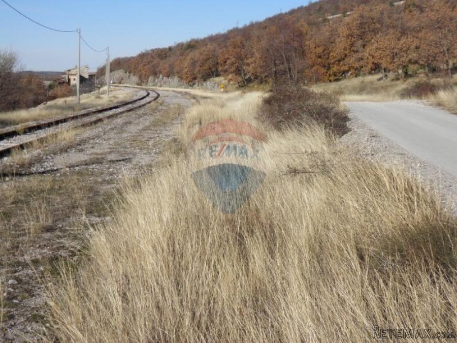 ISTRA, Lupoglav - Građevinski teren 15.000m2
